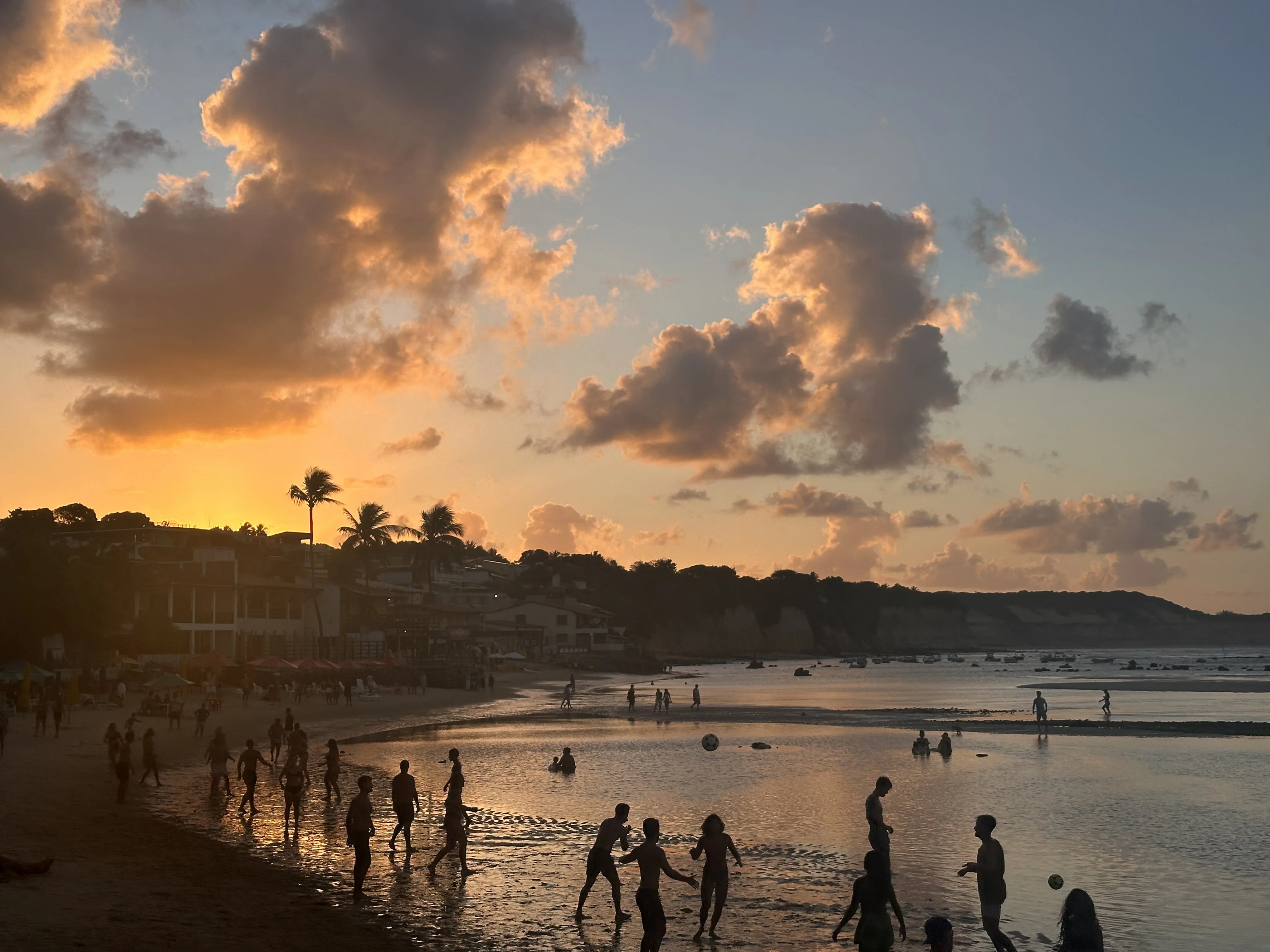 Baía dos Golfinhos — Pipa, RN